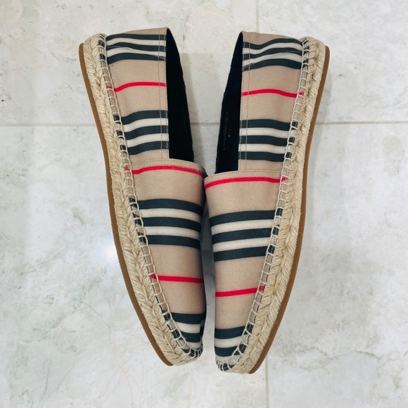 BURBERRY {43/9.5} Espadrilles Canvas Striped Neutrals Tan Black Red White - Picture 10 of 11
